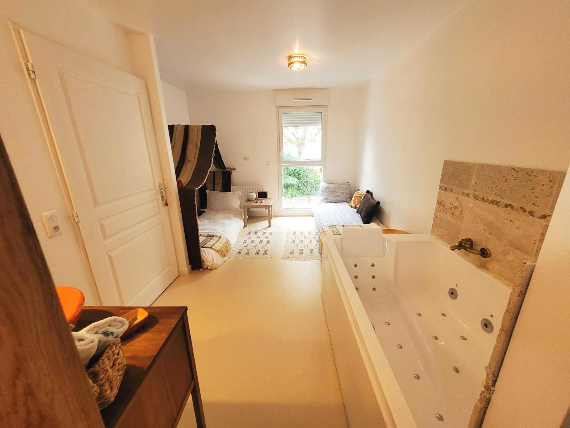 Dream Of Mediterranean House, Jacuzzi, Bbq, Delices Ensoleilles Sartrouville Luaran gambar